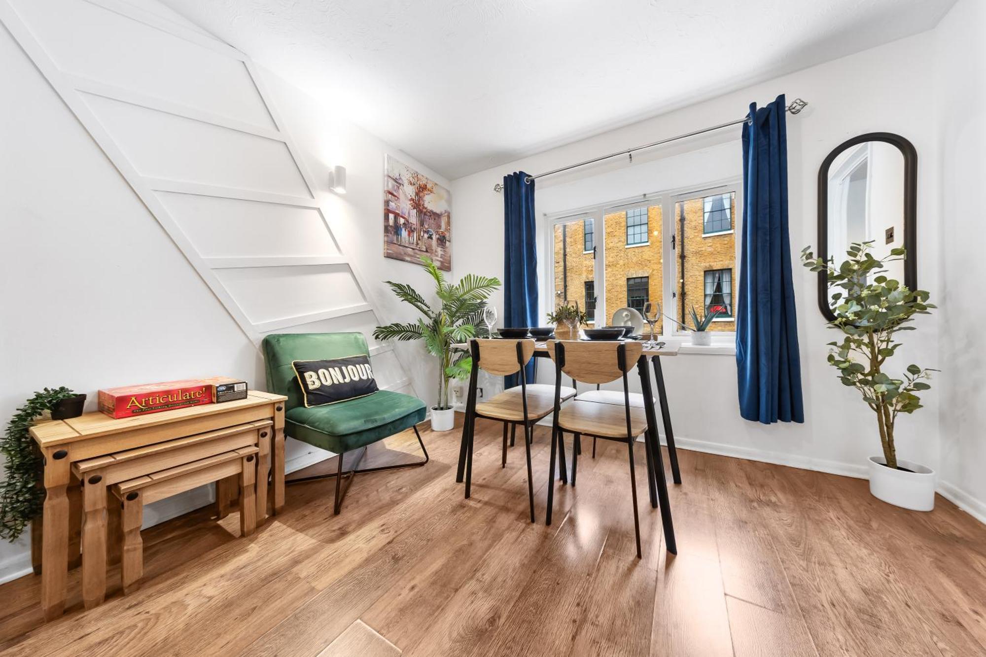 Quirky Canary 2Bed, Free Parking, Smart Tv & Games ลอนดอน ภายนอก รูปภาพ