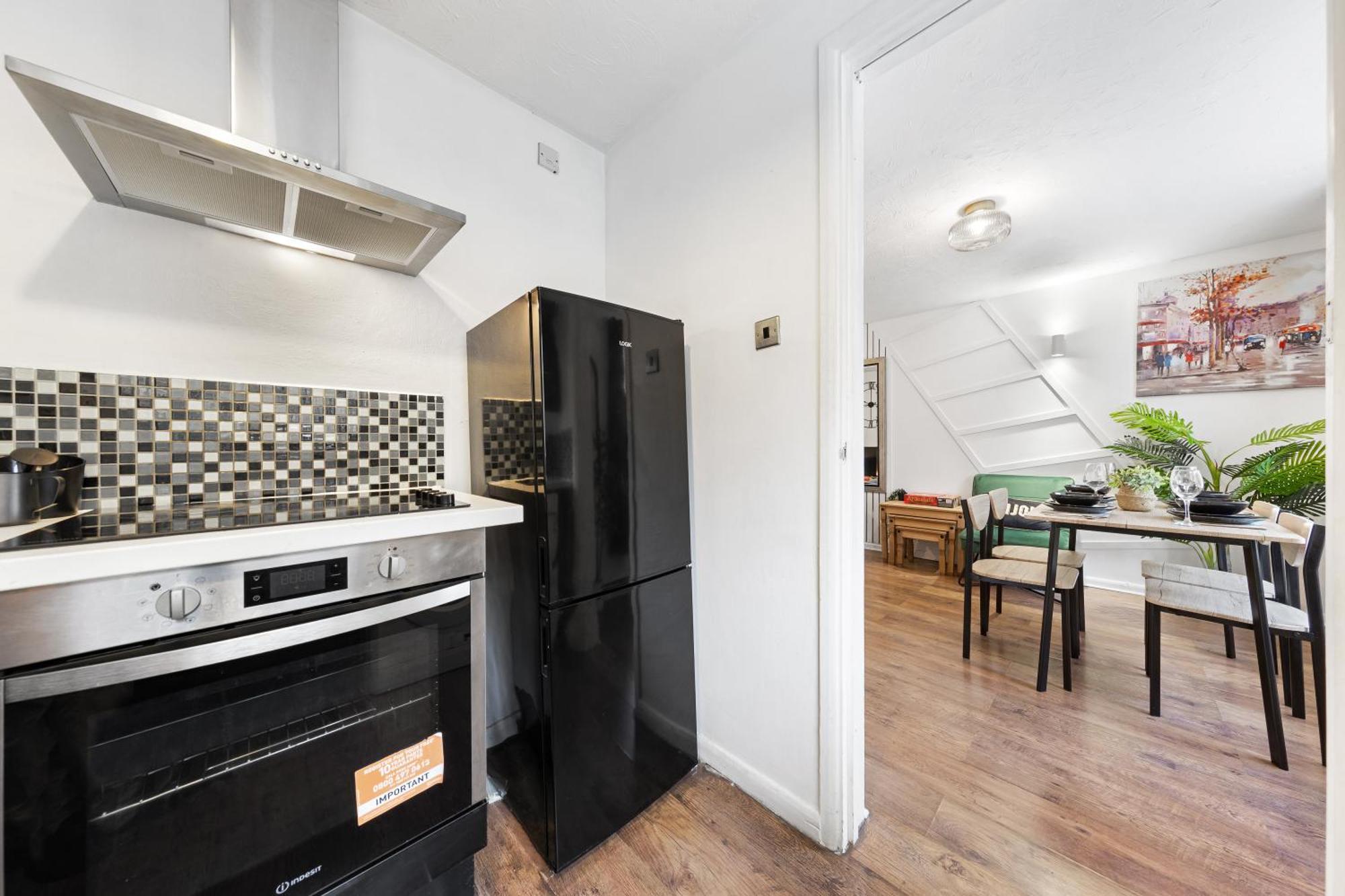 Quirky Canary 2Bed, Free Parking, Smart Tv & Games ลอนดอน ภายนอก รูปภาพ