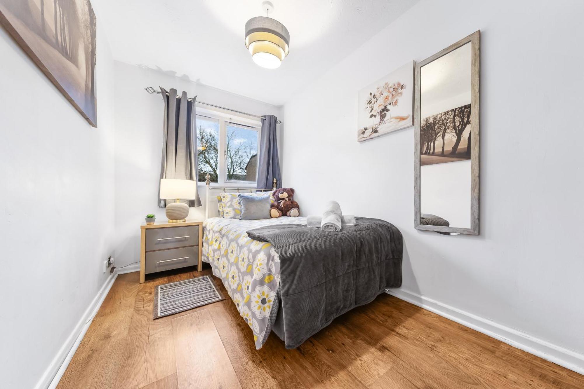 Quirky Canary 2Bed, Free Parking, Smart Tv & Games ลอนดอน ภายนอก รูปภาพ